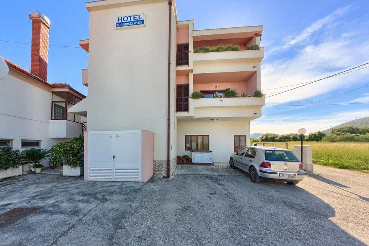 Trogirski Dvori Hotel 3*